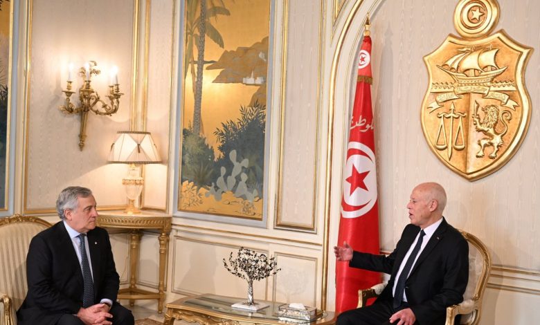 وزير خارجية ايطاليا:اتحدث يوميا مع نظيري التونسي وعلى الامارات تقديم هذا المبلغ لتونس         180123 780x470