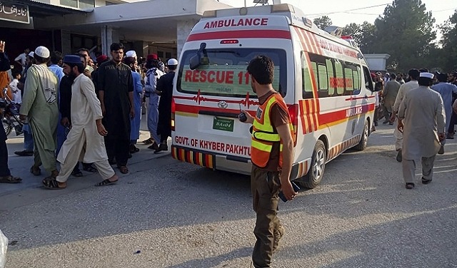 باكستان: أكثر من 40 قتيلا في تفجير انتحاري بتجمّع سياسي 20230730072400